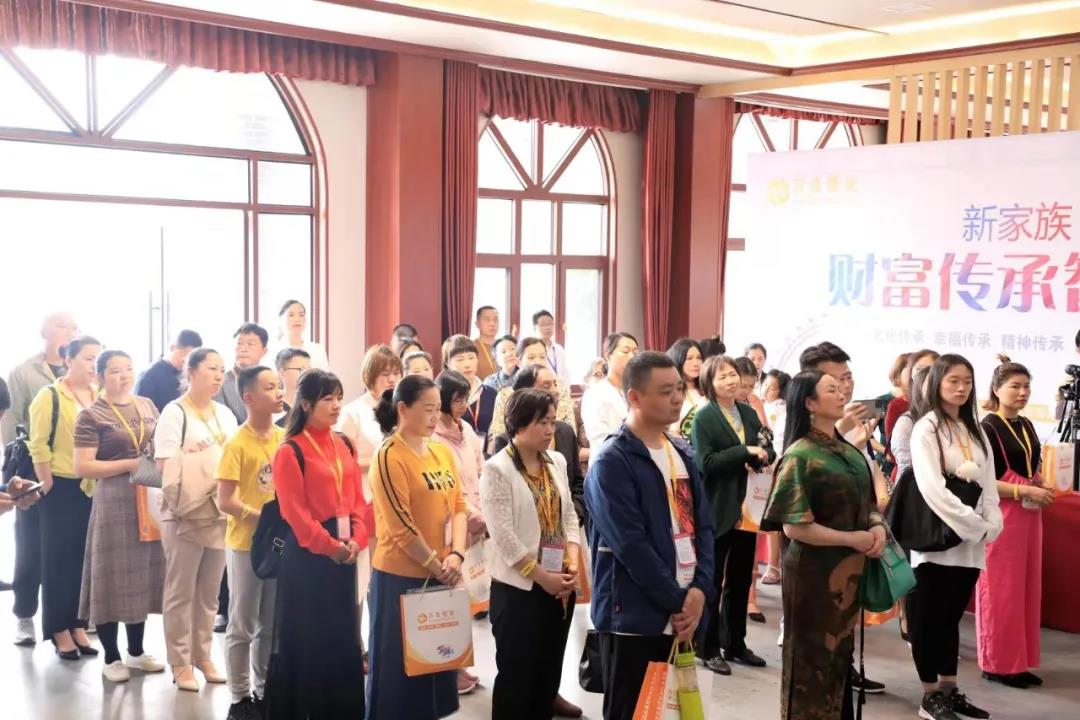 喜訊丨萬(wàn)合恒業(yè)創(chuàng)研實(shí)訓(xùn)基地在湘都生態(tài)園正式揭牌落成！